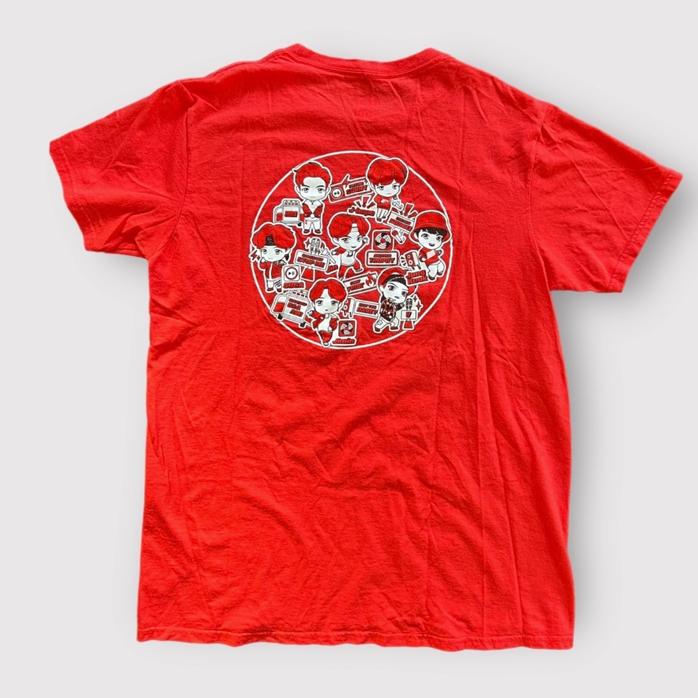 TinyTAN Poses T-Shirt Inspired By BTS Sz M